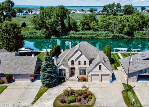 7338 Flamingo St, Clay, MI 48001 photo 1