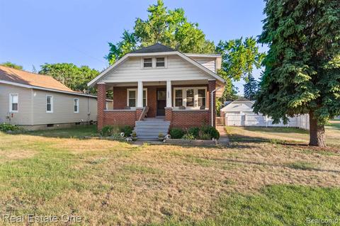 37545 W Huron River Dr, Romulus, MI 48174 photo 1