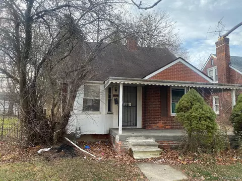 16062 Carlisle St, Detroit, MI 48205