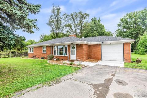39136 Ecorse Rd, Romulus, MI 48174 photo 1