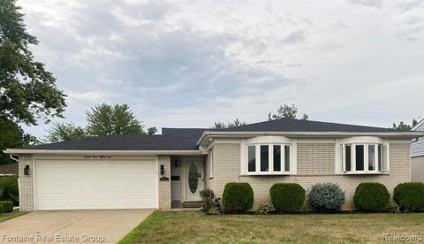 9381 Barry Dr, Romulus, MI 48174 photo 1