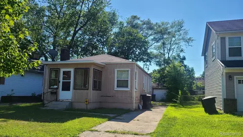 16817 Stahelin Ave, Detroit, MI 48219