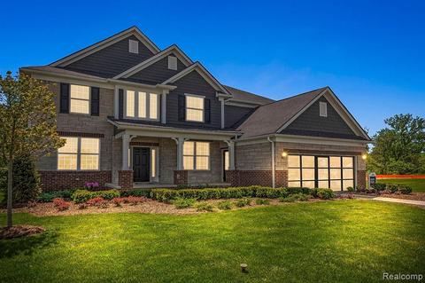 55598 Beacon Shore Dr, Shelby Township, MI 48315
