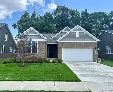 4325 Silica Dr, Lake Orion, MI 48359