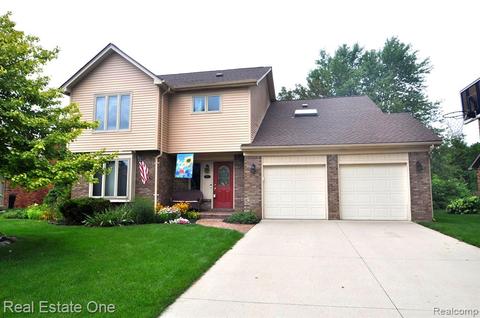 181 Streamview Dr, Troy, MI 48085 photo 1
