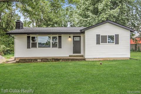 6471 E Coldwater Rd, Flint, MI 48506 photo 1