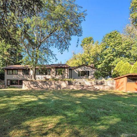 1102 E Main St, Flushing, MI 48433 photo 1