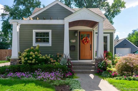 476 E Baker Ave, Clawson, MI 48017 photo 1