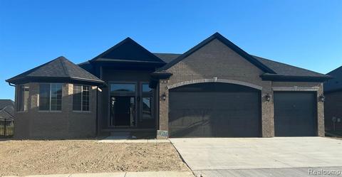 19171 Brighton Dr, Macomb, MI 48042 photo 1
