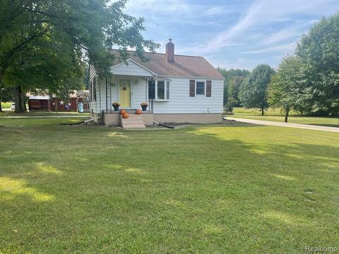9480 Willow Rd, Willis, MI 48191 photo 1