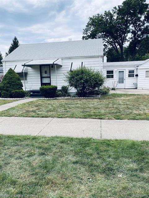 3541 Bart Ave, Warren, MI 48091 photo 1