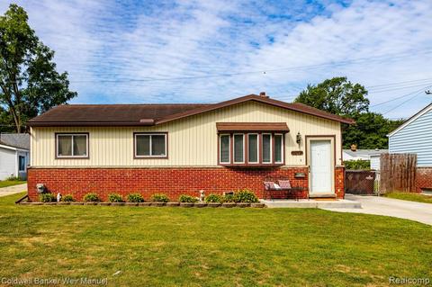 5212 Williams St, Wayne, MI 48184 photo 1