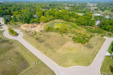 Unit 20 Fairway Trail, Grand Blanc, MI 48439