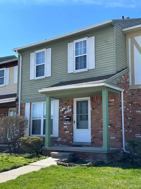 36727 Park Place Dr, Sterling Heights, MI 48310