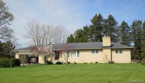 14075 Timbers Rd, Carleton, MI 48117 photo 1