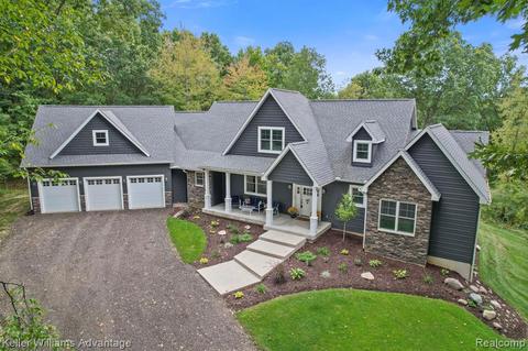1013 E Marr Rd, Howell, MI 48855 photo 1