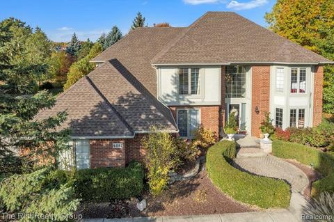 6861 Poppleton Rd, Canton, MI 48187 photo 1