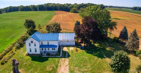 18921 Spears Rd, Gregory, MI 48137 photo 1