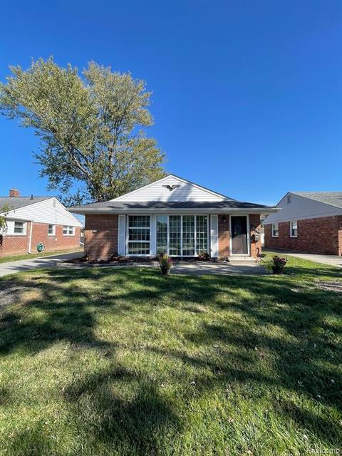 18565 Hinton St, Riverview, MI 48193 photo 1