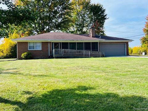 501 S Main St, Capac, MI 48014 photo 1