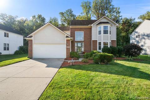 39101 Buckingham Dr, Romulus, MI 48174 photo 1