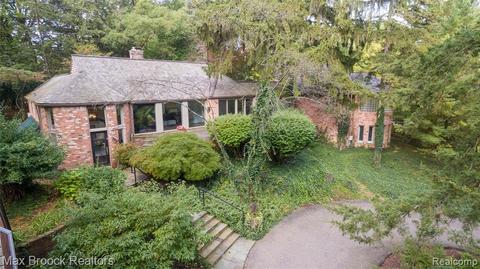 27245 Scenic, Franklin, MI 48025