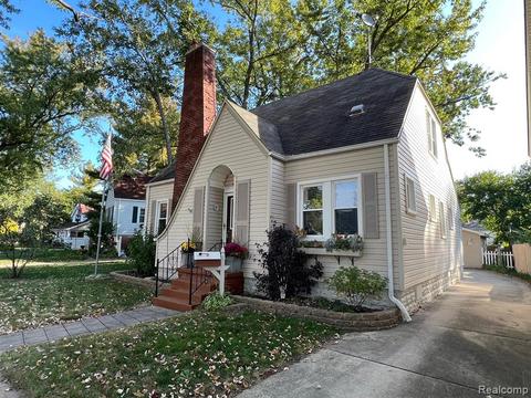 4503 Biddle St E, Wayne, MI 48184 photo 1