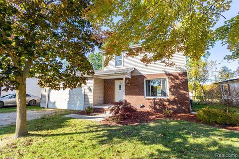 4164 Violet Ave, St. Clair, MI 48079 photo 1