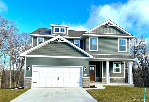 235 Barnsley Dr, Howell, MI 48843 photo 1