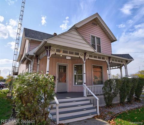 912 Church St, Flint, MI 48502