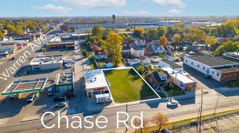 7114 Chase Rd, Dearborn, MI 48126 photo 1