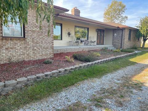 23700 Clark Rd, Belleville, MI 48111