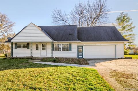 8158 E Potter Rd, Davison, MI 48423 photo 1