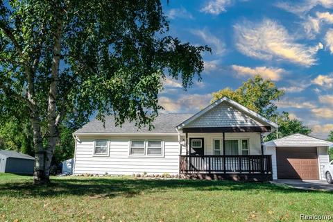 6328 Loraine St, Romulus, MI 48174 photo 1