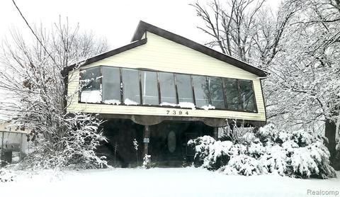 7394 W Mount Morris Rd, Flushing, MI 48433 photo 1
