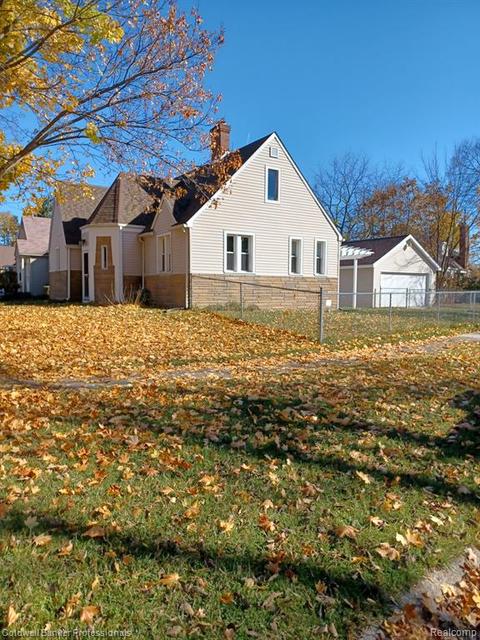 155 Commonwealth Ave, Flint, MI 48503 photo 1
