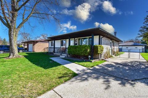 27770 Los Olas Dr, Warren, MI 48093 photo 1