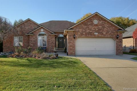 49325 Lehr Dr, Macomb, MI 48044 photo 1