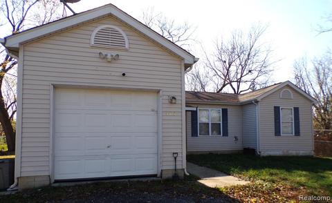 3375 Mallery St, Flint, MI 48504 photo 1