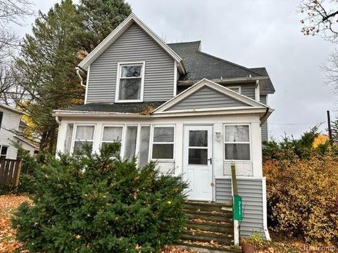 711 S Jefferson St, Mason, MI 48854
