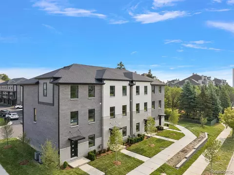 2905 Summers, Troy, MI 48084