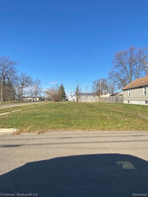 1373 E Decamp St, Burton, MI 48529 photo 1
