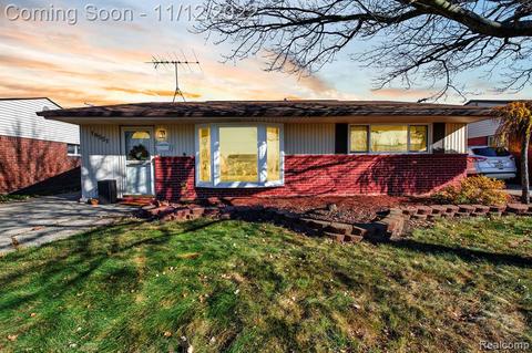 18551 Valade St, Riverview, MI 48193 photo 1