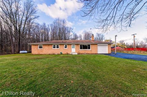 4130 Denton Rd, Canton, MI 48188 photo 1
