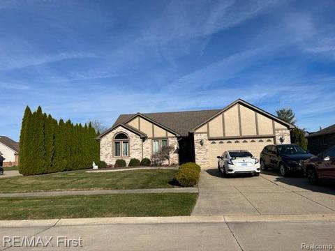 15719 Custer Dr, Macomb, MI 48042 photo 1