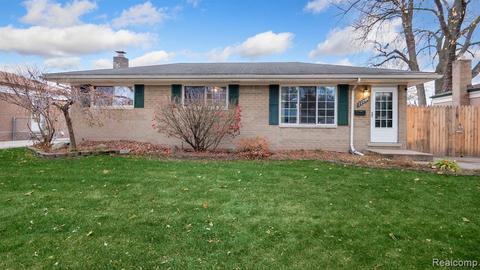 32506 Oakview Dr, Warren, MI 48092 photo 1