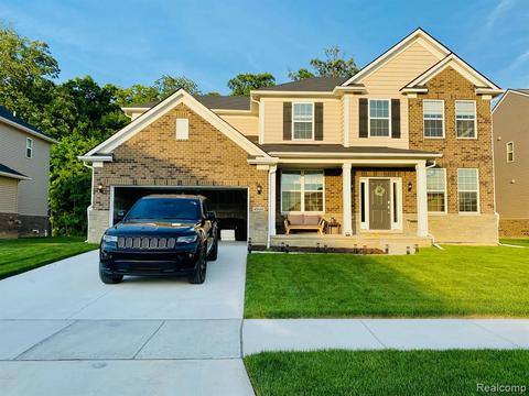 49646 Clavell Dr, Macomb, MI 48044 photo 1