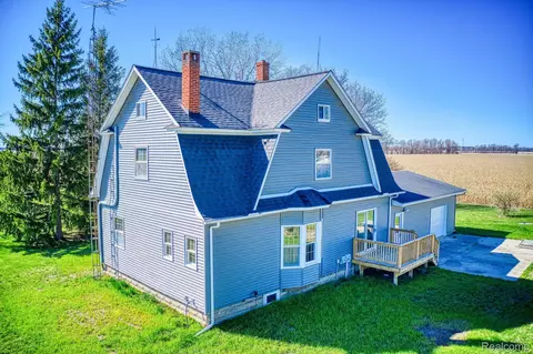 6160 Frenchline Rd, Marlette, MI 48453