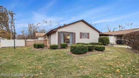 8116 Clippert St, Taylor, MI 48180 photo 1