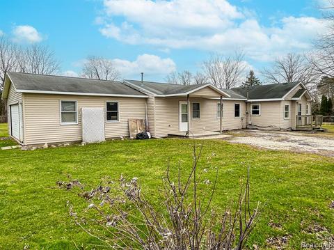 4024 Hawk Dr, Davison, MI 48423 photo 1